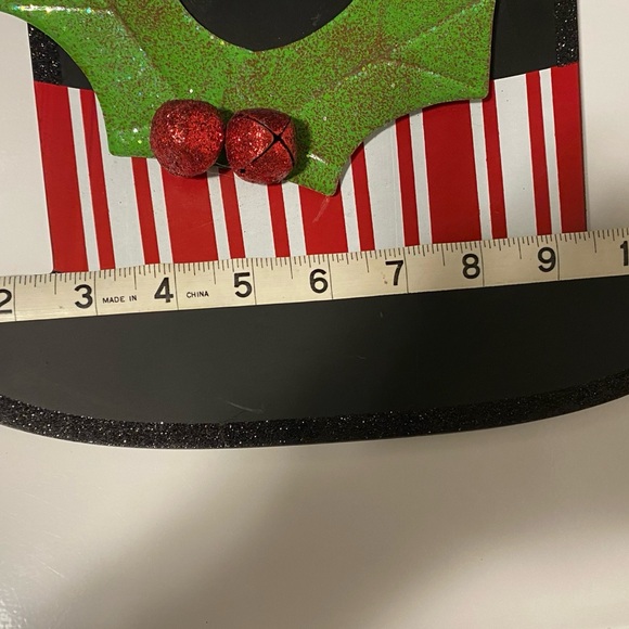 Holiday Chalk Board Top Hat - Picture 4 of 4